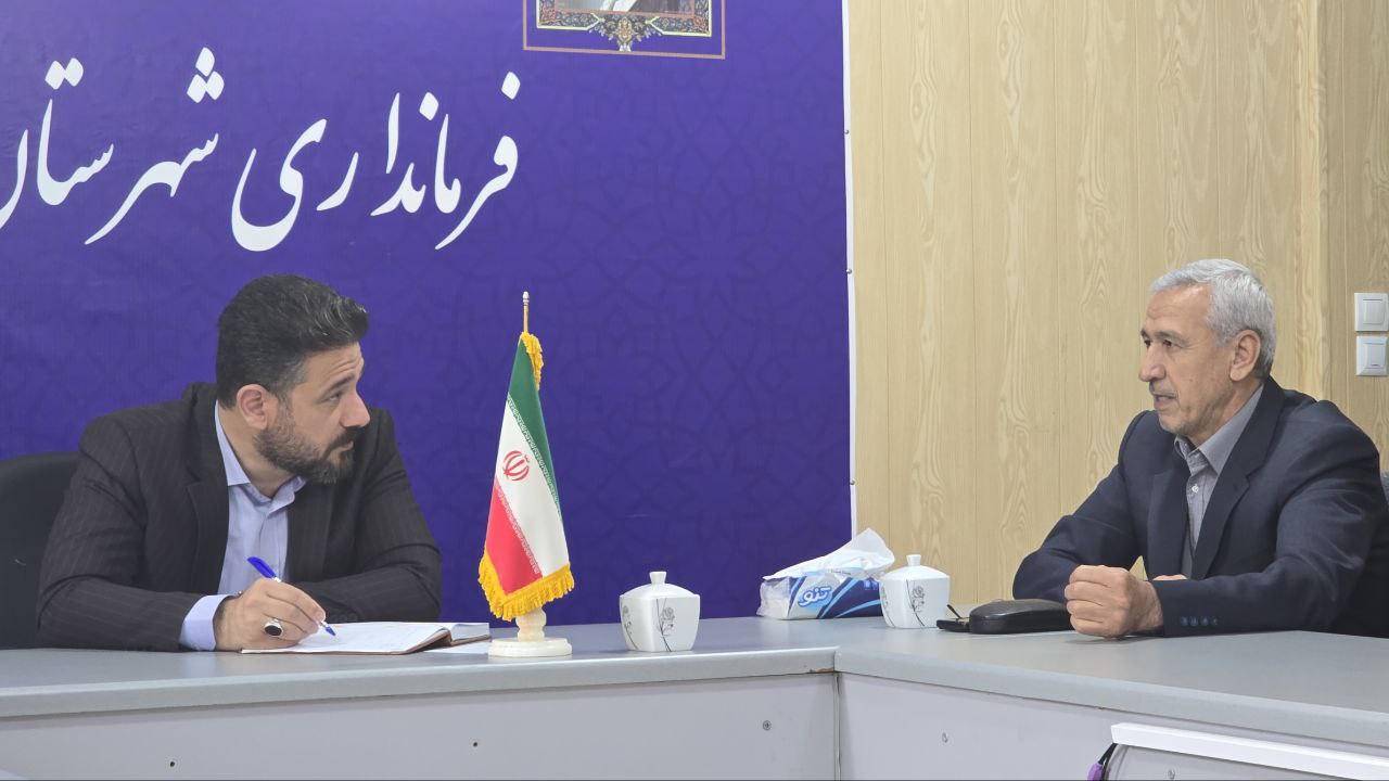سرپرست فرمانداری سردشت با مدیرعامل بیمارستان خیریه امید و معتمدین انجمن حمایت از بیماران سرطانی دیدار کرد