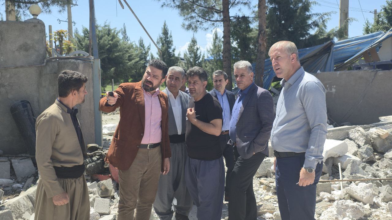 انفجار در کارخانه فوم یونولیت سردشت بر اثر نشت گاز / بررسی میدانی سرپرست فرمانداری سردشت