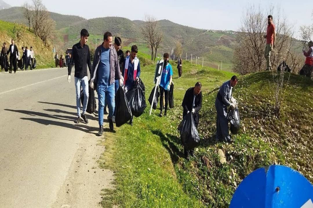 جمع آوری 10 تن زباله از تفرجگاههای گردشگری سردشت
