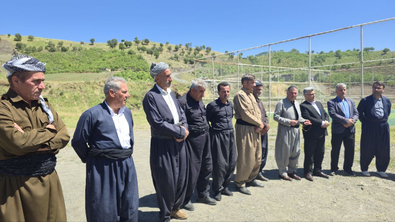 کلنگ‌زنی مدرسه دوکلاسه در روستای کولسه علیا از توابع بخش ربط با پیگیری‌های مستمر ریباز میرزایی سرپرست فرمانداری شهرستان سردشت انجام شد.