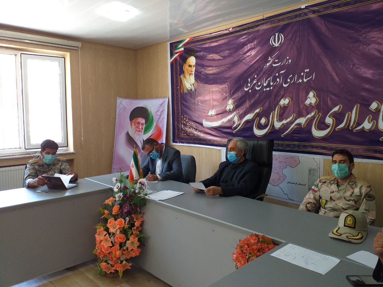 ️نشست فرماندار شهرستان سردشت با عشایر و مرز نشینان نوار مرزی بخش وزینه