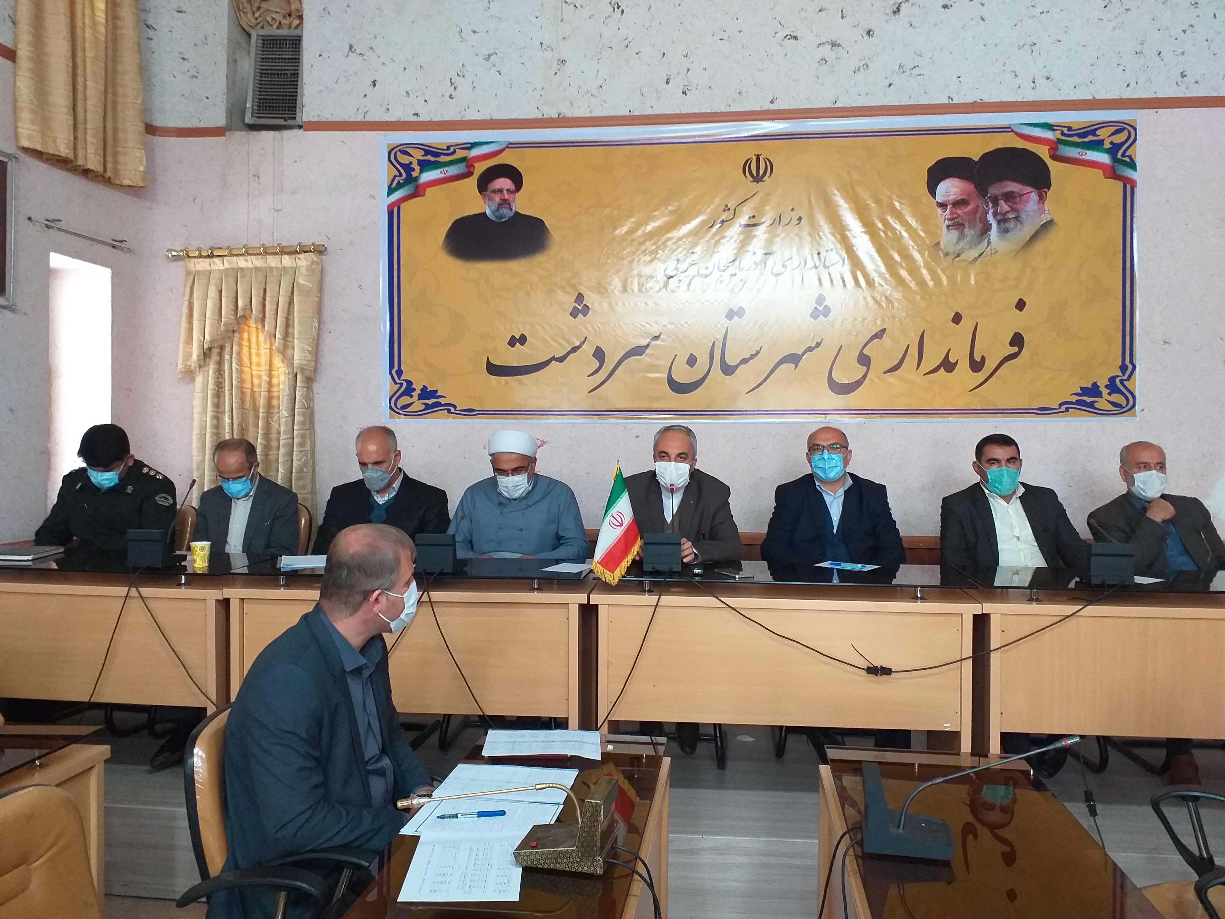 برگزاری جلسه بررسی رفع موانع واردات رویه کولبری در بازارچه مرزی کیله سردشت