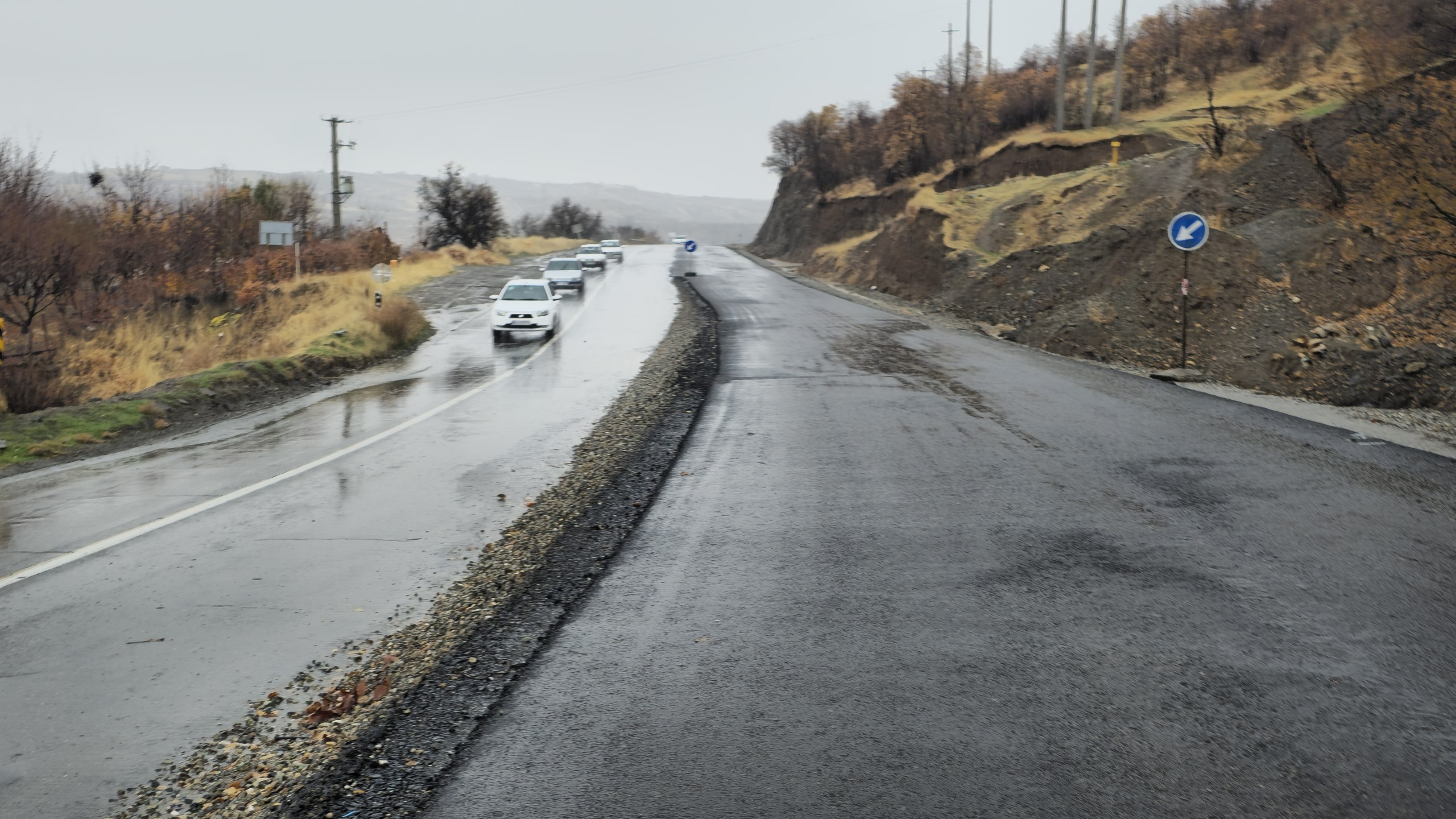 فرماندار سردشت از پروژه بهسازی جاده سردشت-نلاس بازدید کرد