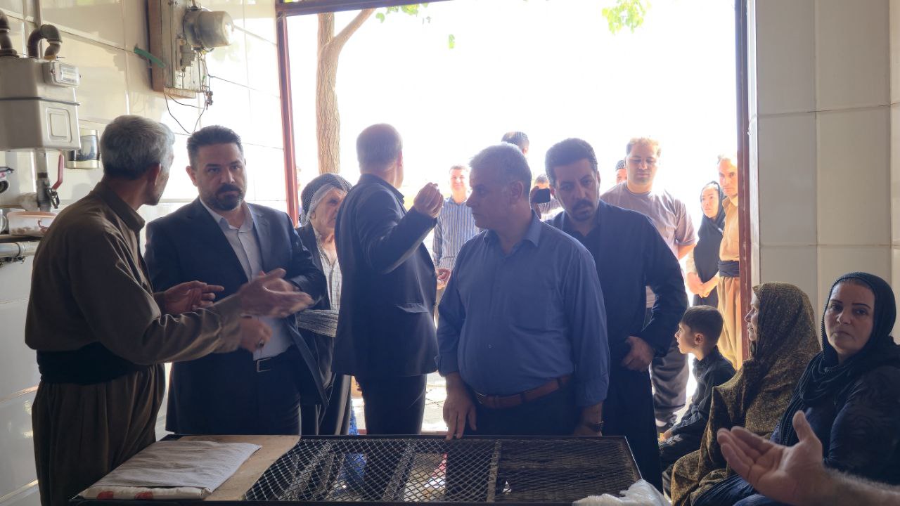 فرماندار سردشت از نانوایی‌های شهر بازدید کرد