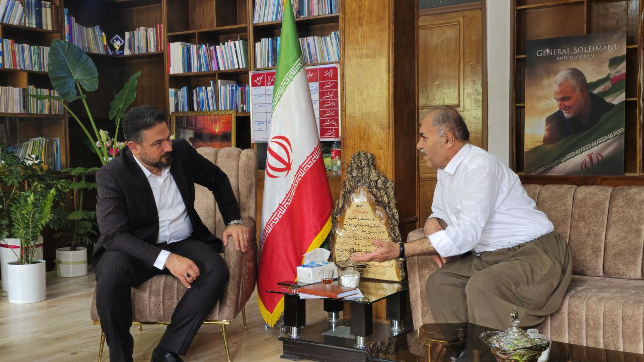 برگزاری ملاقات مردمی "ریباز میرزایی" سرپرست فرمانداری شهرستان سردشت