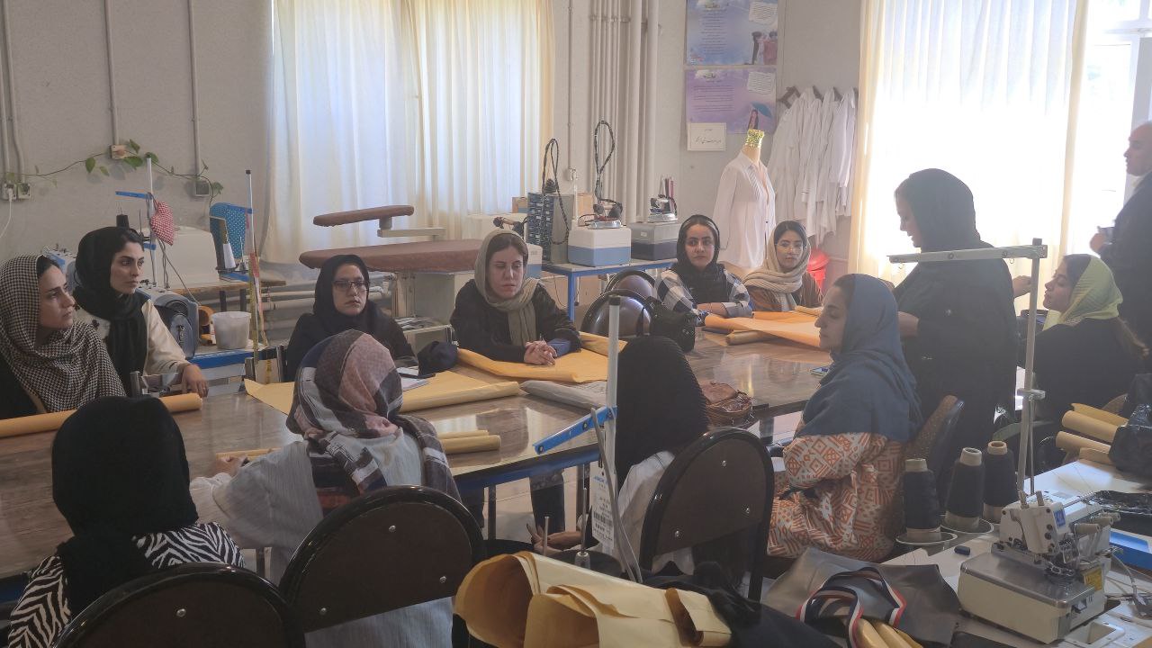 سرپرست فرمانداری سردشت از مرکز آموزش فنی و حرفهای بازدید کرد.