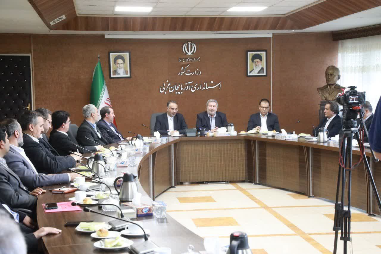 برگزاری نشست رئیس شورای اطلاع‌رسانی دولت با فرمانداران آذربایجان‌غربی