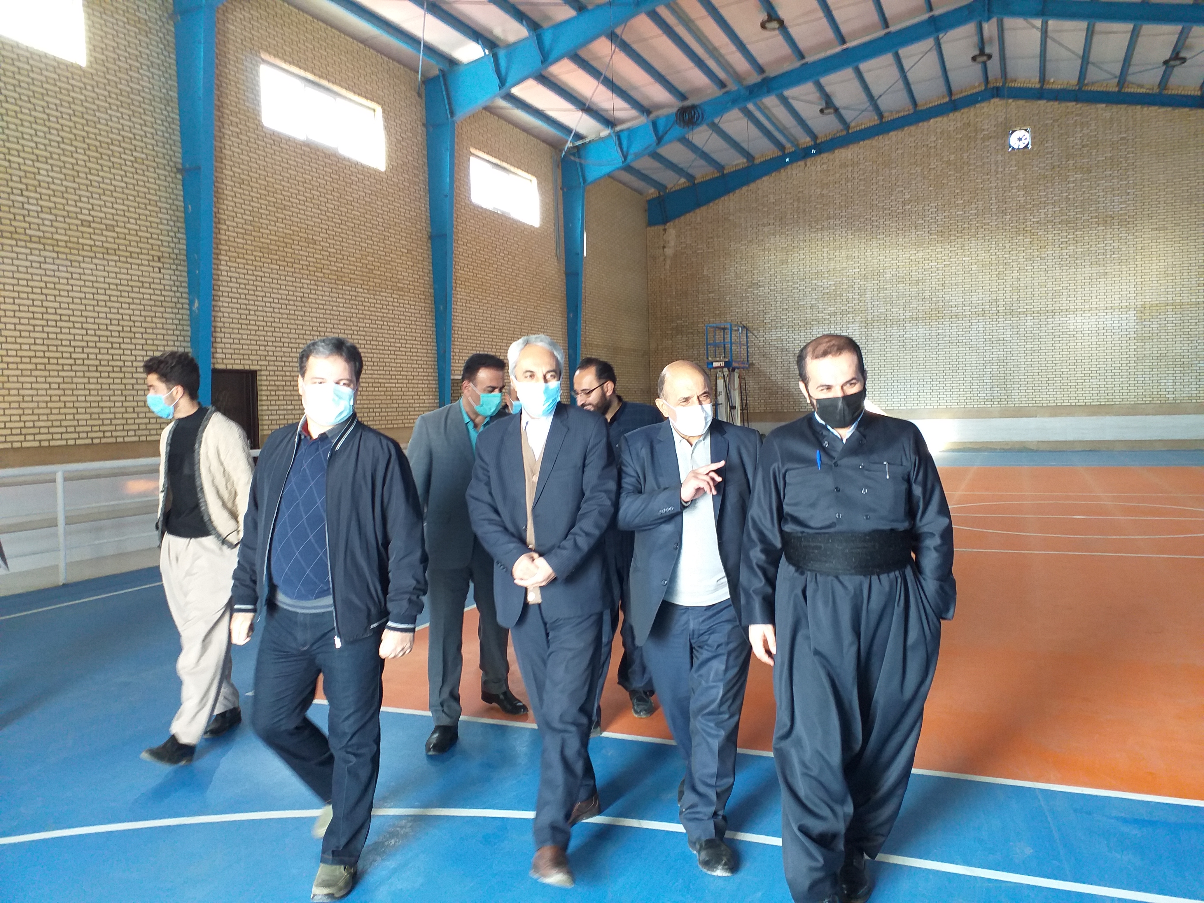 بازدید فرماندار سردشت از سالن چند منظوره ورزشی (بُلفت) روستایی نشکولان سردشت: