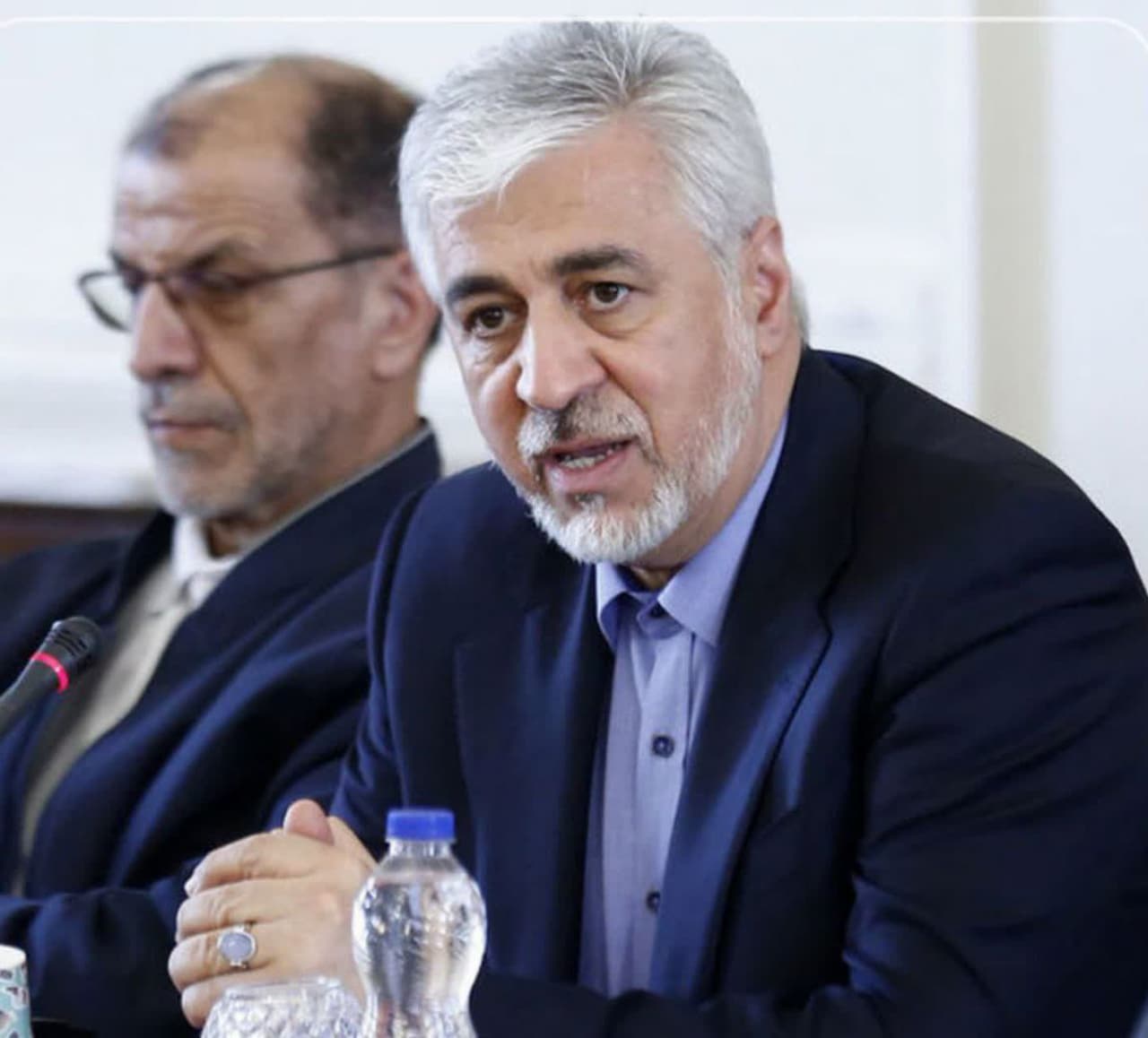 دستور وزیر ورزش برای اختصاص اماکن ورزشی به زلزله زدگان آذربایجان غربی