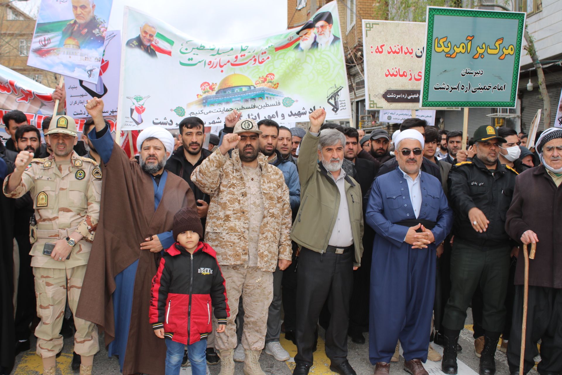 قرائت قطعنامه راهپیمایی روز جهانی قدس سال 1402 در سردشت