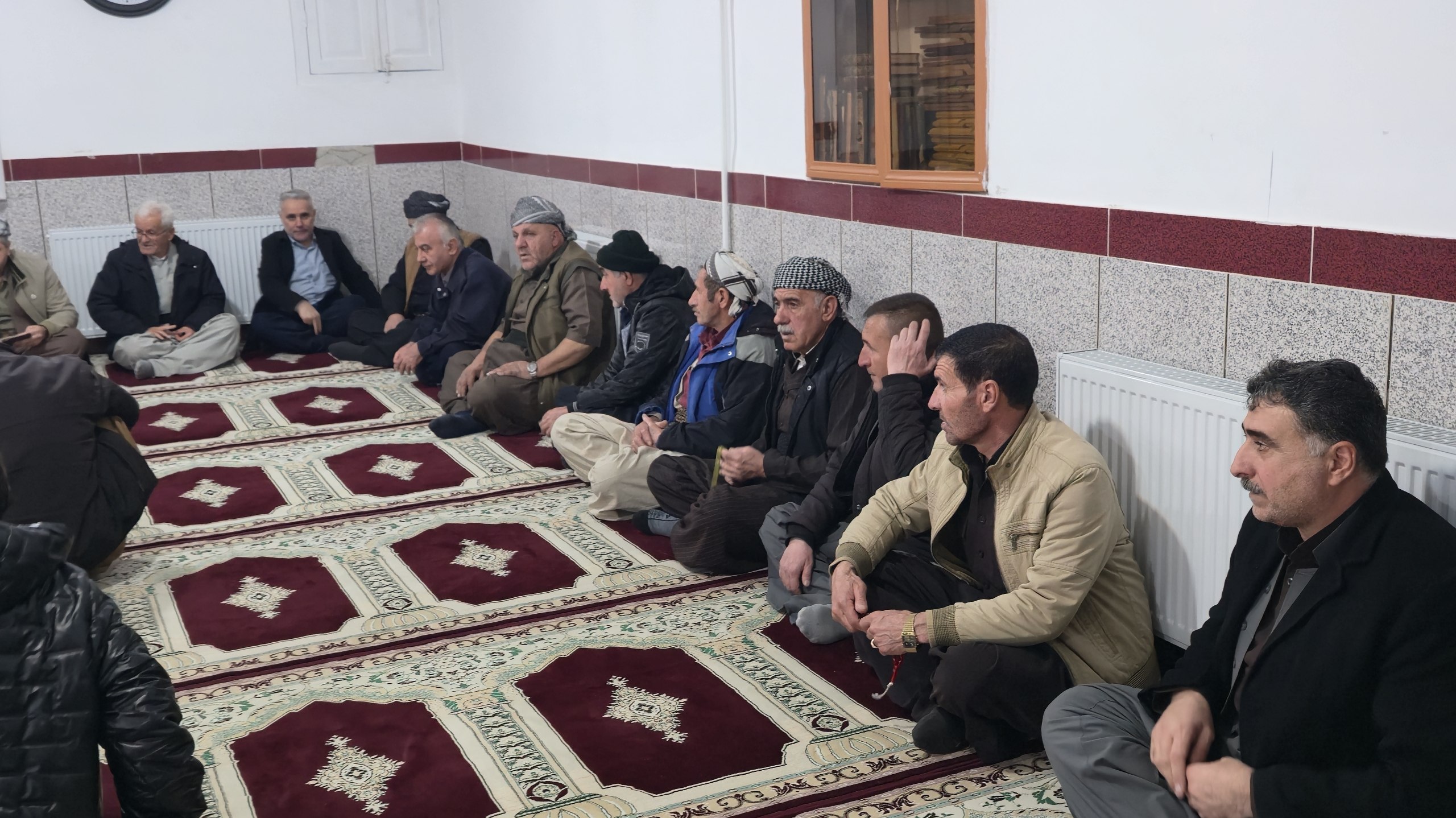 پایش مشکلات محلات شهر از نزدیک؛ طرح محله‌محور ریباز میرزایی در آستانه دهه فجر کلید خورد