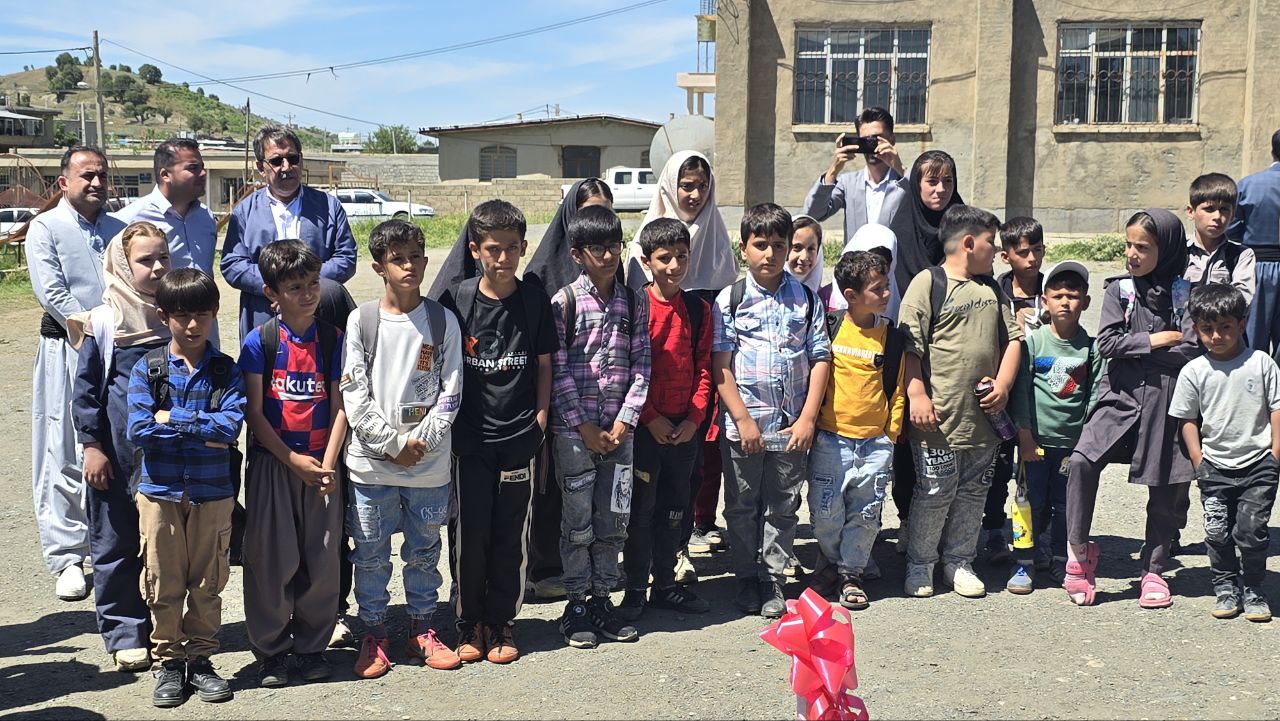 کلنگ‌زنی مدرسه دوکلاسه در روستای کولسه علیا از توابع بخش ربط با پیگیری‌های مستمر ریباز میرزایی سرپرست فرمانداری شهرستان سردشت انجام شد.