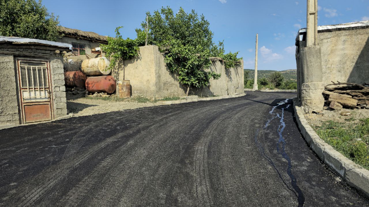 بازدید از پروژه آسفالت معابر روستای کانی بید با حضور ریباز میرزایی فرماندار سردشت و بخشدار ربط و رئیس بنیاد مسکن و پیمانکار پروژه انجام شد.