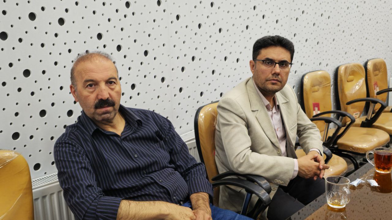 برگزاری جلسه‌ای در فرمانداری شهرستان سردشت با محوریت بنیاد غدیر و جهاد تبیین؛ تأکید بر نقش رسانه‌ای در مقابله با جنگ روایت‌ها