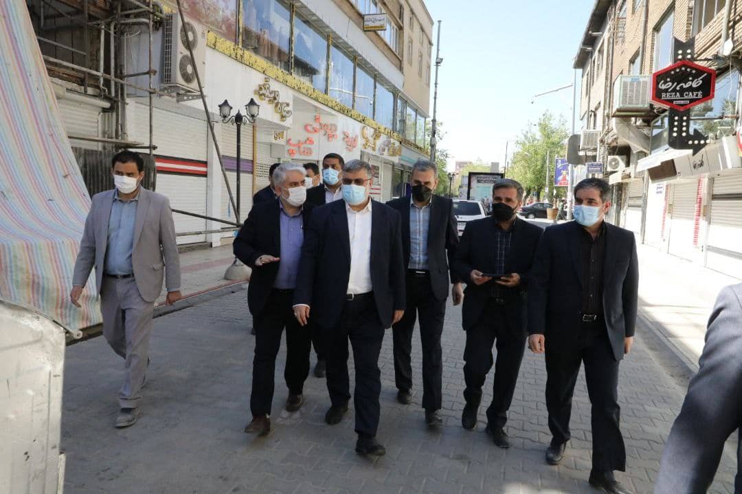 بازدید محمدصادق معتمدیان استاندار آذربایجان غربی از روند احداث پردیس سینمایی در ارومیه