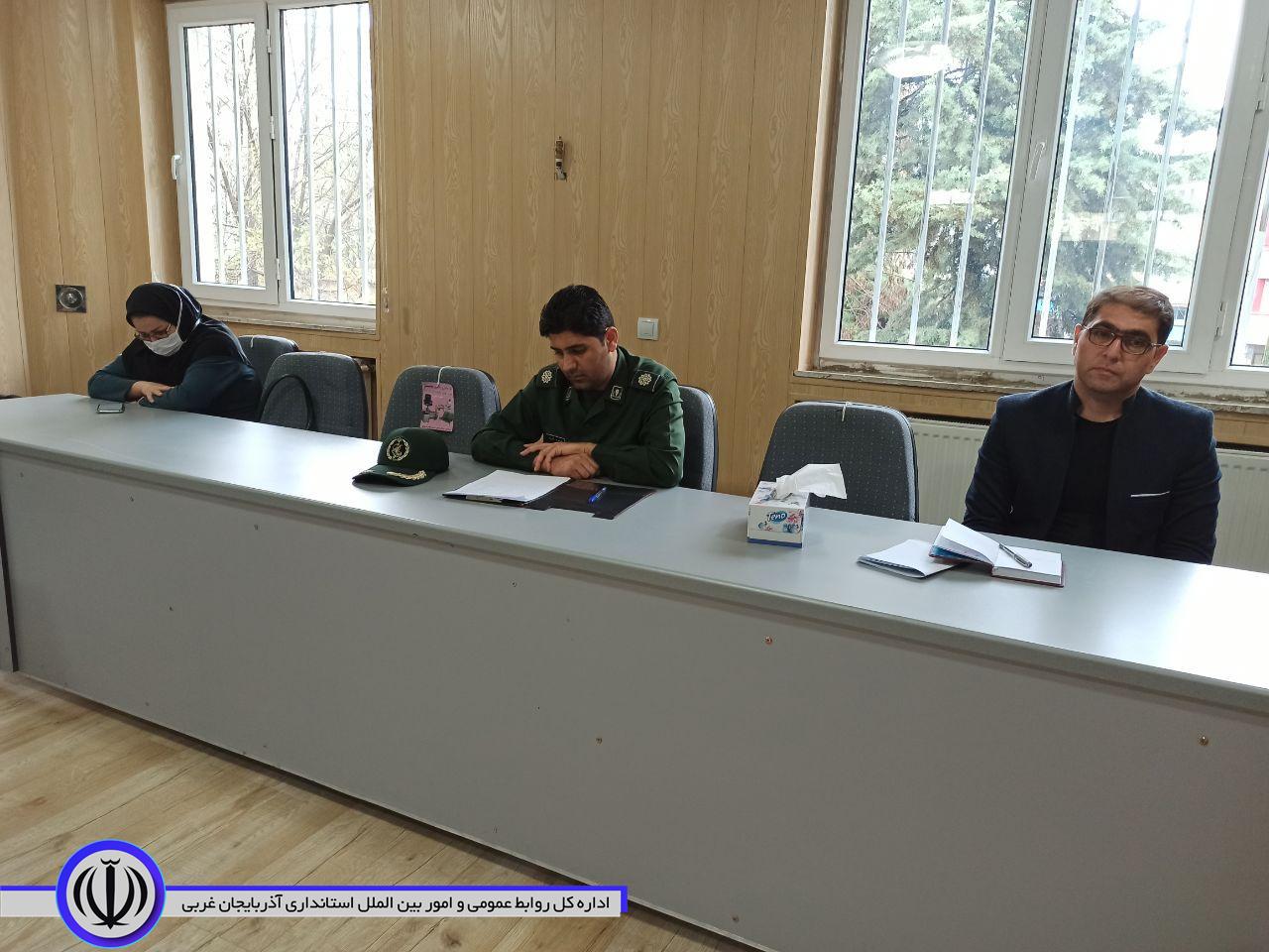 جلسه کمیته شناسایی خانوارهای آسیب دیده اقتصادی ناشی از شیوع بیماری کرونادر راستای اجرای پویش مومنانه: