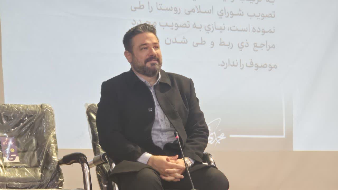 فرماندار سردشت خطاب به دهیاران: با قدرت وظایف خود را انجام دهید