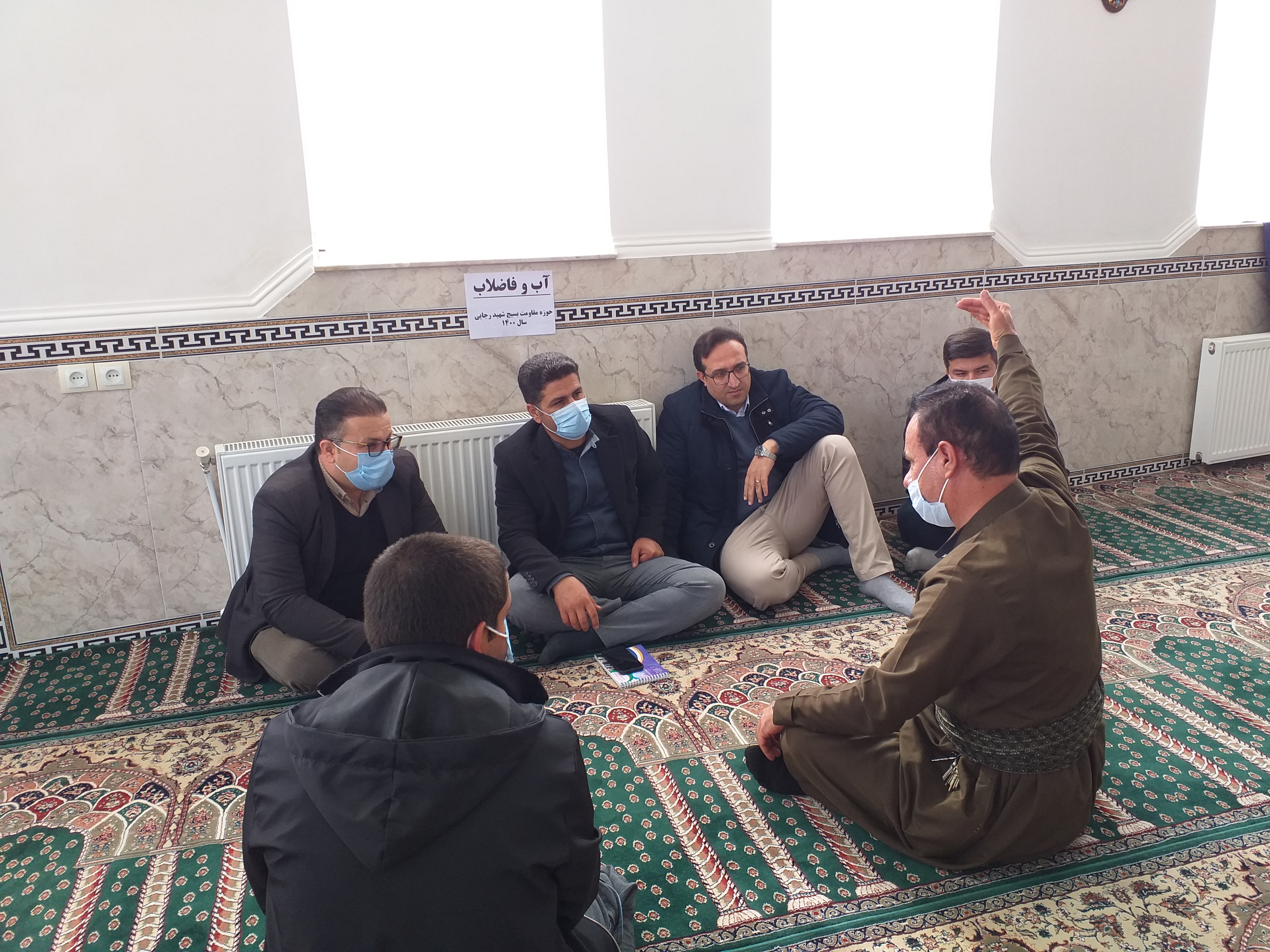 برگزاری میز خدمت به مناسبت گرامیداشت هفته بسیج