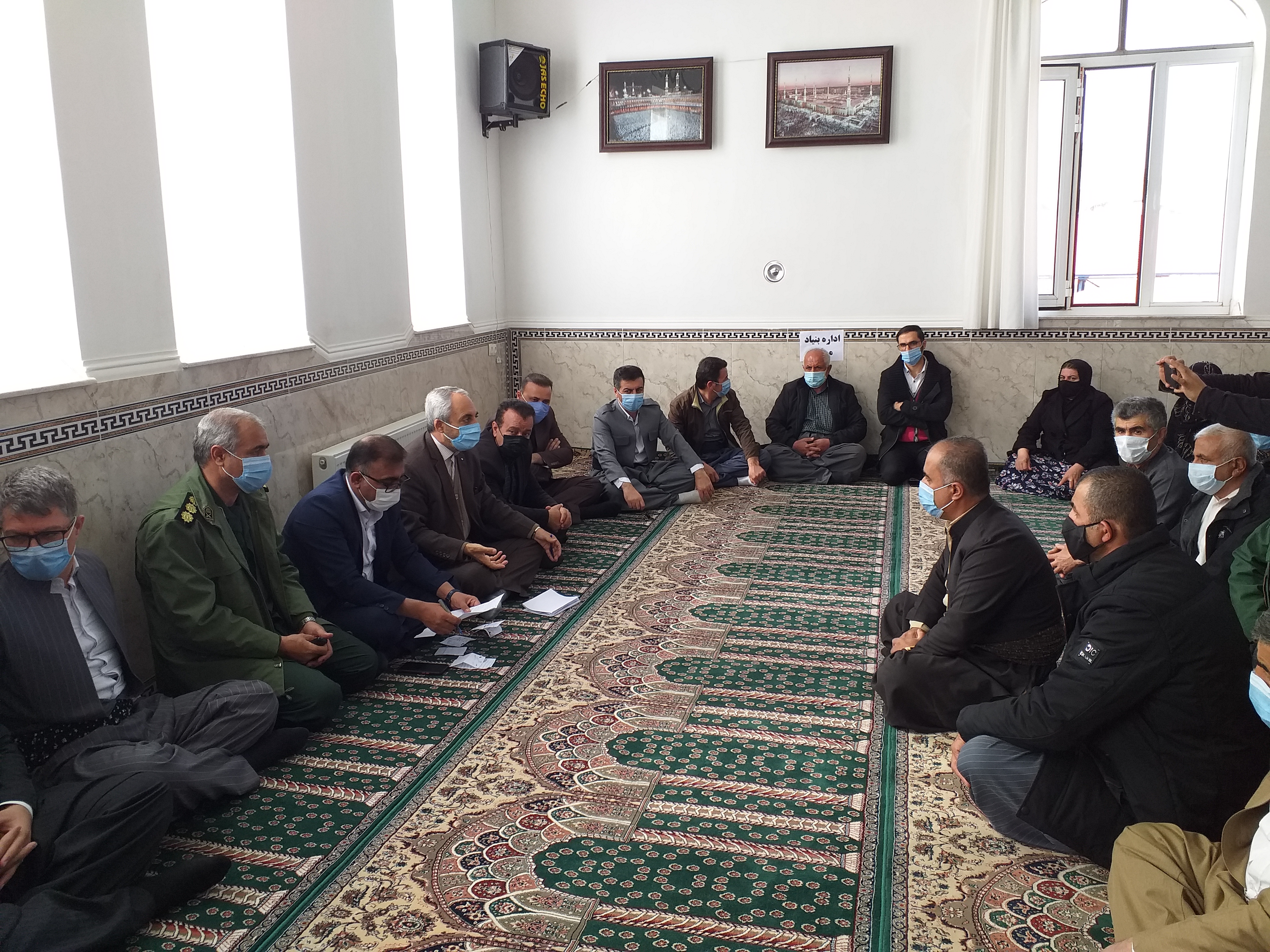 برگزاری میز خدمت به مناسبت گرامیداشت هفته بسیج