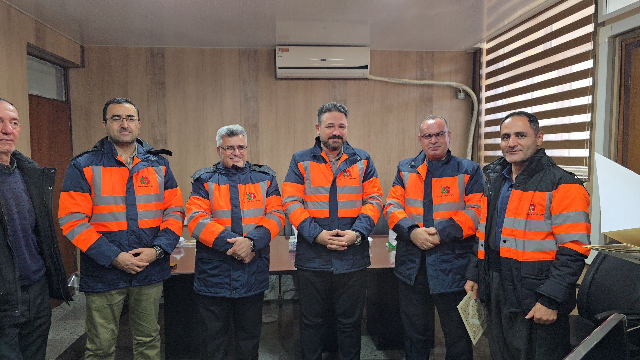 قهرمانان گمنام جاده‌های کوهستانی: دیدار فرماندار با راهداران در آستانه زمستان