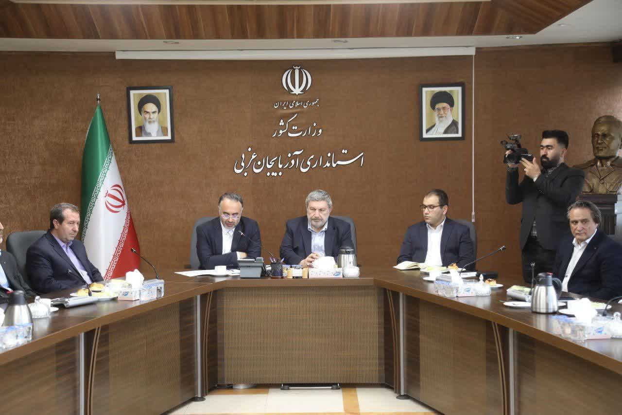 برگزاری نشست رئیس شورای اطلاع‌رسانی دولت با فرمانداران آذربایجان‌غربی