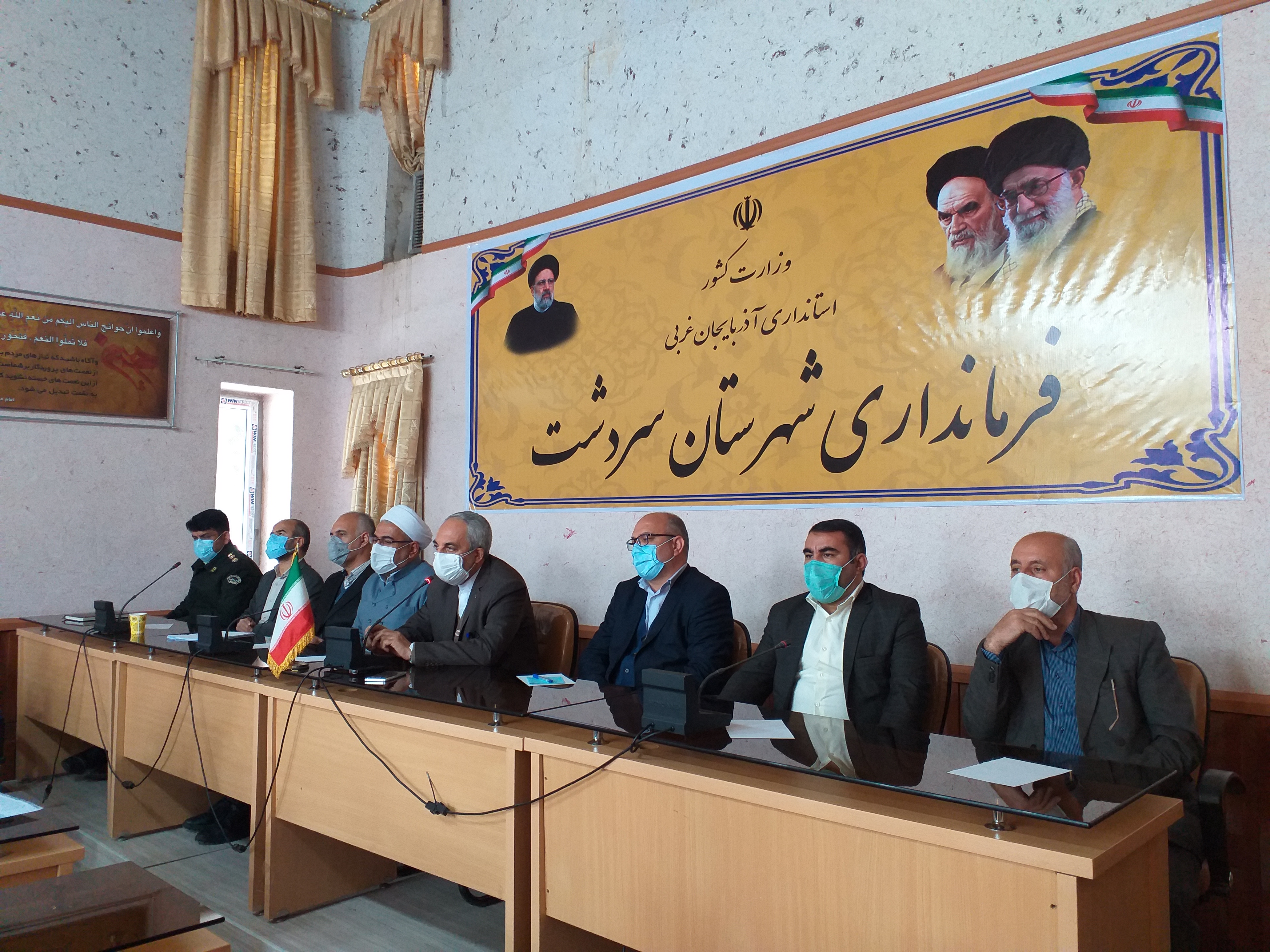 برگزاری جلسه بررسی رفع موانع واردات رویه کولبری در بازارچه مرزی کیله سردشت