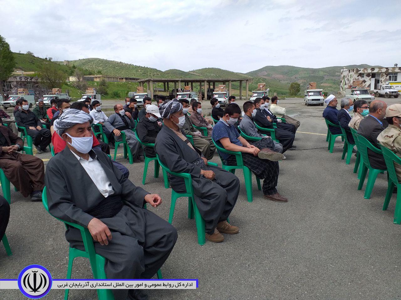 تحویل جهیزیه های اهدایی مقام معظم رهبری به نوعروسان شهرستان سردشت: