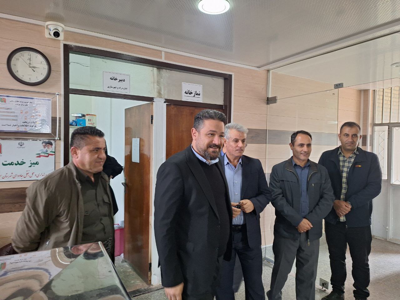 بازدید سرزده ریباز میرزایی فرماندار شهرستان سردشت از اداره راهداری و حمل‌ونقل جاده‌ای شهرستان سردشت
