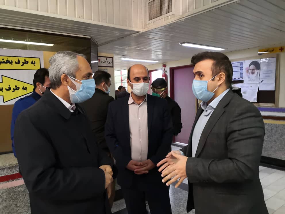 بازدید فرماندار از بیمارستان امام خمینی(ره) سردشت و عیادت از بیماران: