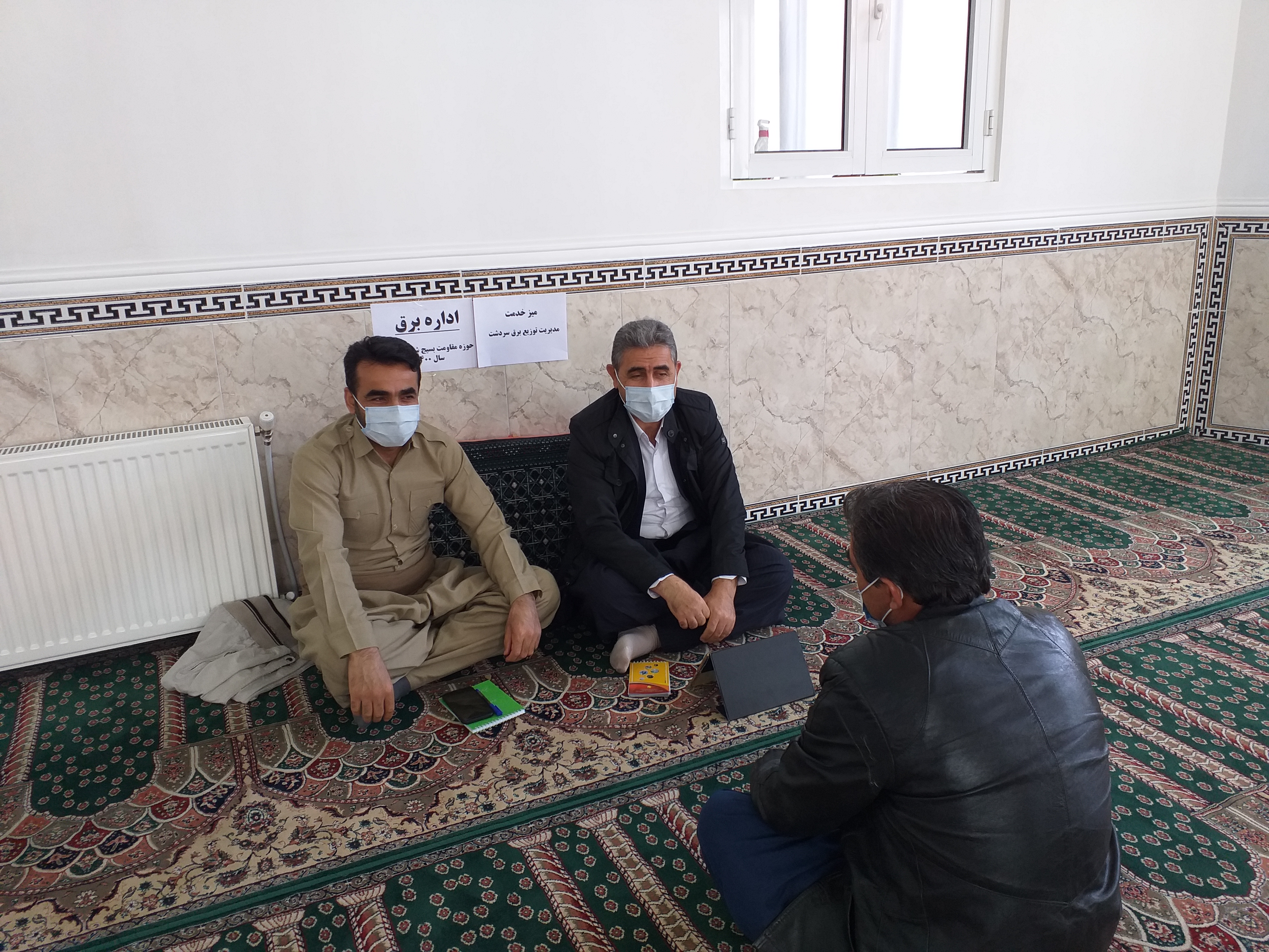 برگزاری میز خدمت به مناسبت گرامیداشت هفته بسیج