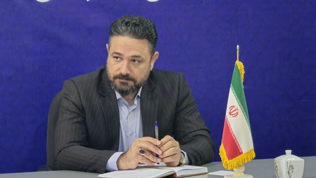 سرپرست فرمانداری سردشت با مدیرعامل بیمارستان خیریه امید و معتمدین انجمن حمایت از بیماران سرطانی دیدار کرد