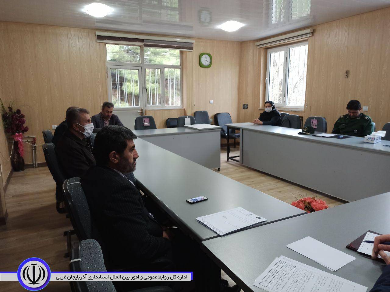 جلسه کمیته شناسایی خانوارهای آسیب دیده اقتصادی ناشی از شیوع بیماری کرونادر راستای اجرای پویش مومنانه: