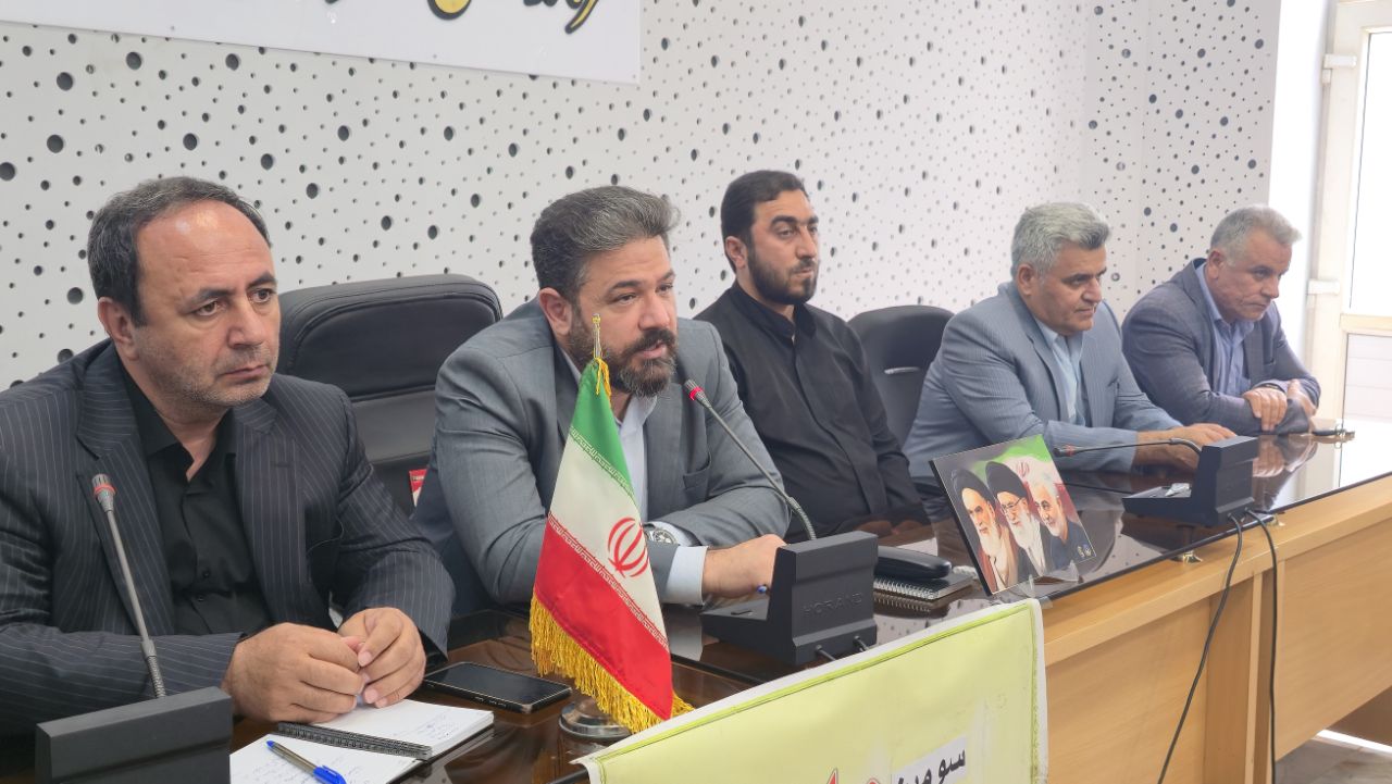 🔻برگزاری جلسه شورای اداری سردشت با محوریت گرامیداشت سالروز بمباران شیمیایی 7 تیر