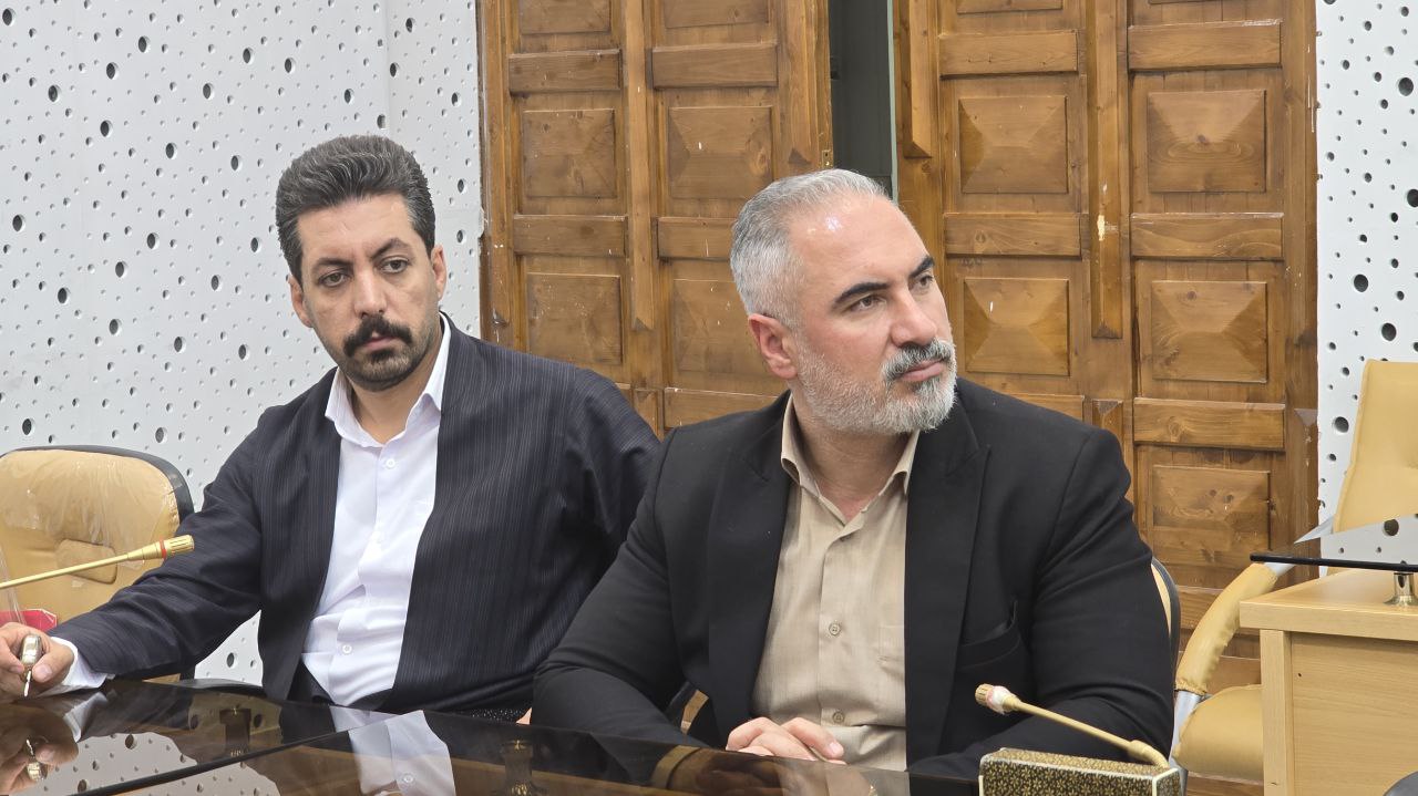 برگزاری جلسه‌ای در فرمانداری شهرستان سردشت با محوریت بنیاد غدیر و جهاد تبیین؛ تأکید بر نقش رسانه‌ای در مقابله با جنگ روایت‌ها