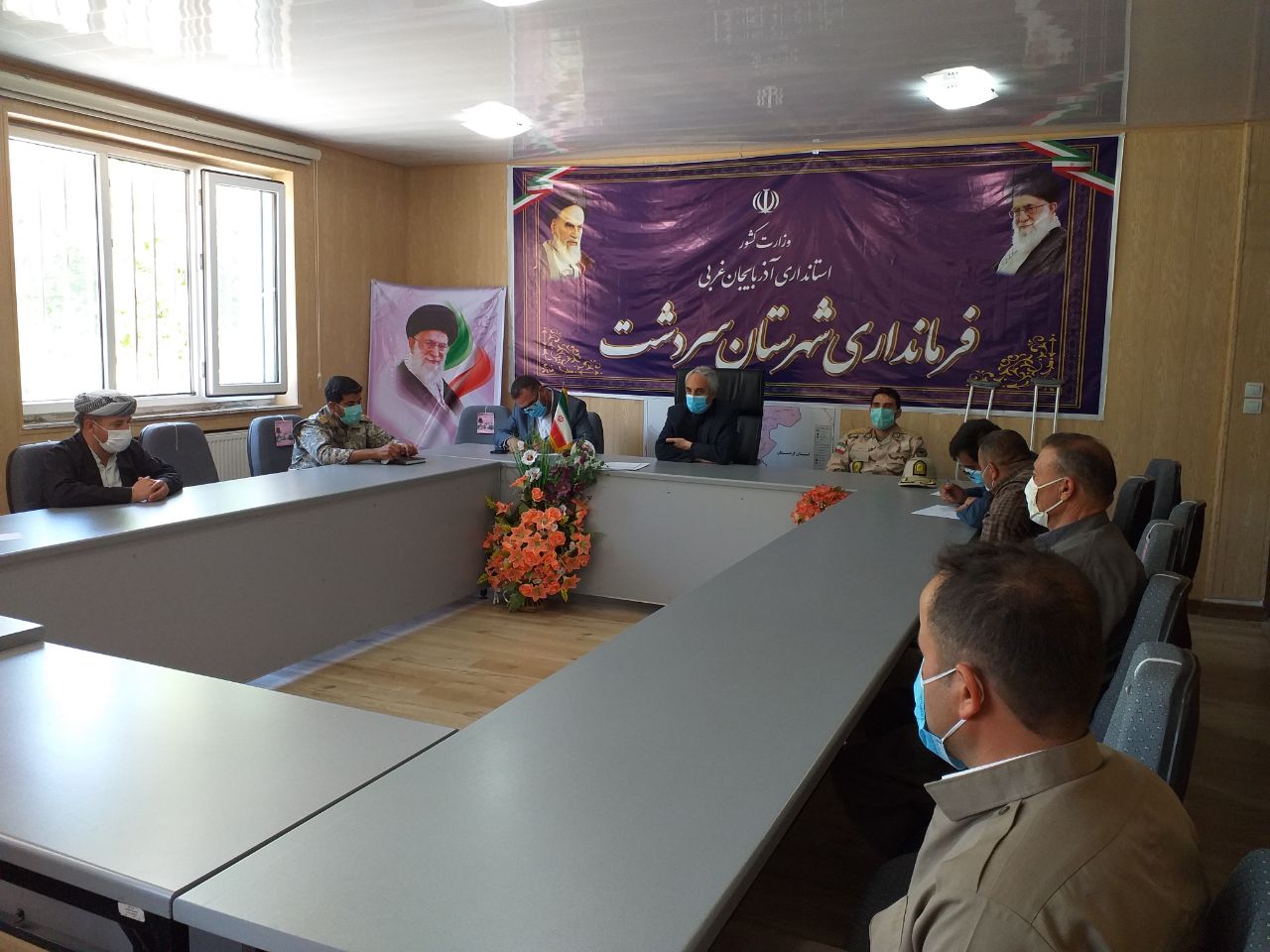 ️نشست فرماندار شهرستان سردشت با عشایر و مرز نشینان نوار مرزی بخش وزینه