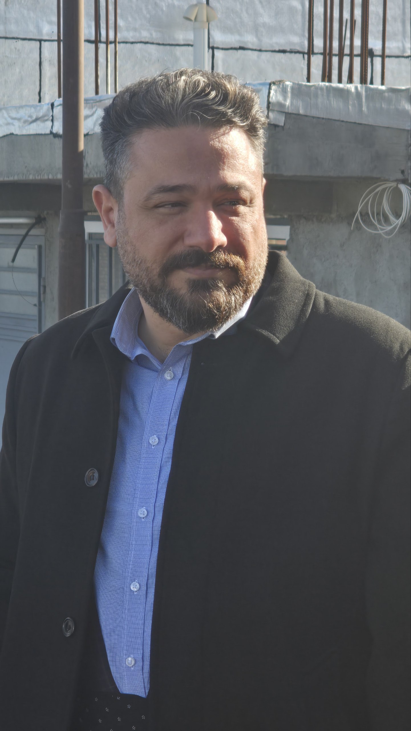 بازدید فرماندار از عملیات آسفالت محله کانی کولکه سردشت