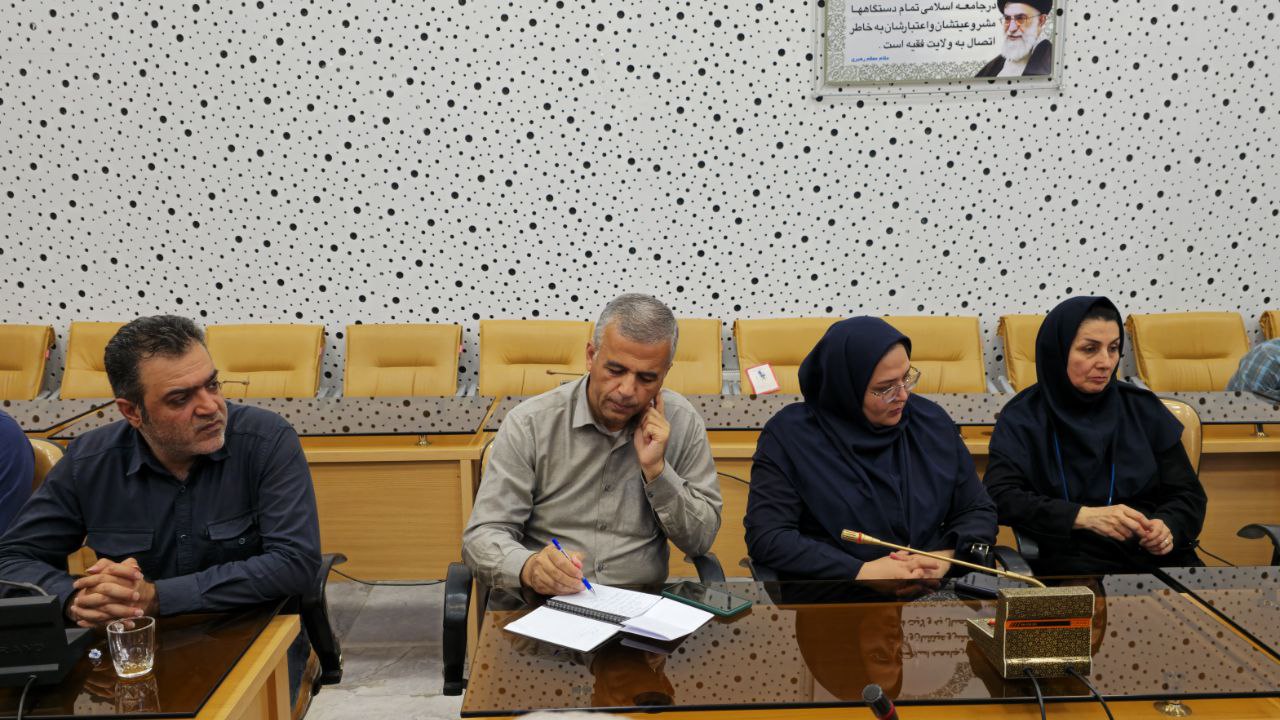 جلسه تخصصی پروژه‌های شهرستان سردشت به ریاست ریباز میرزایی برگزار شد / بازدید میدانی از پیشرفت فیزیکی و فنی طرح‌ها