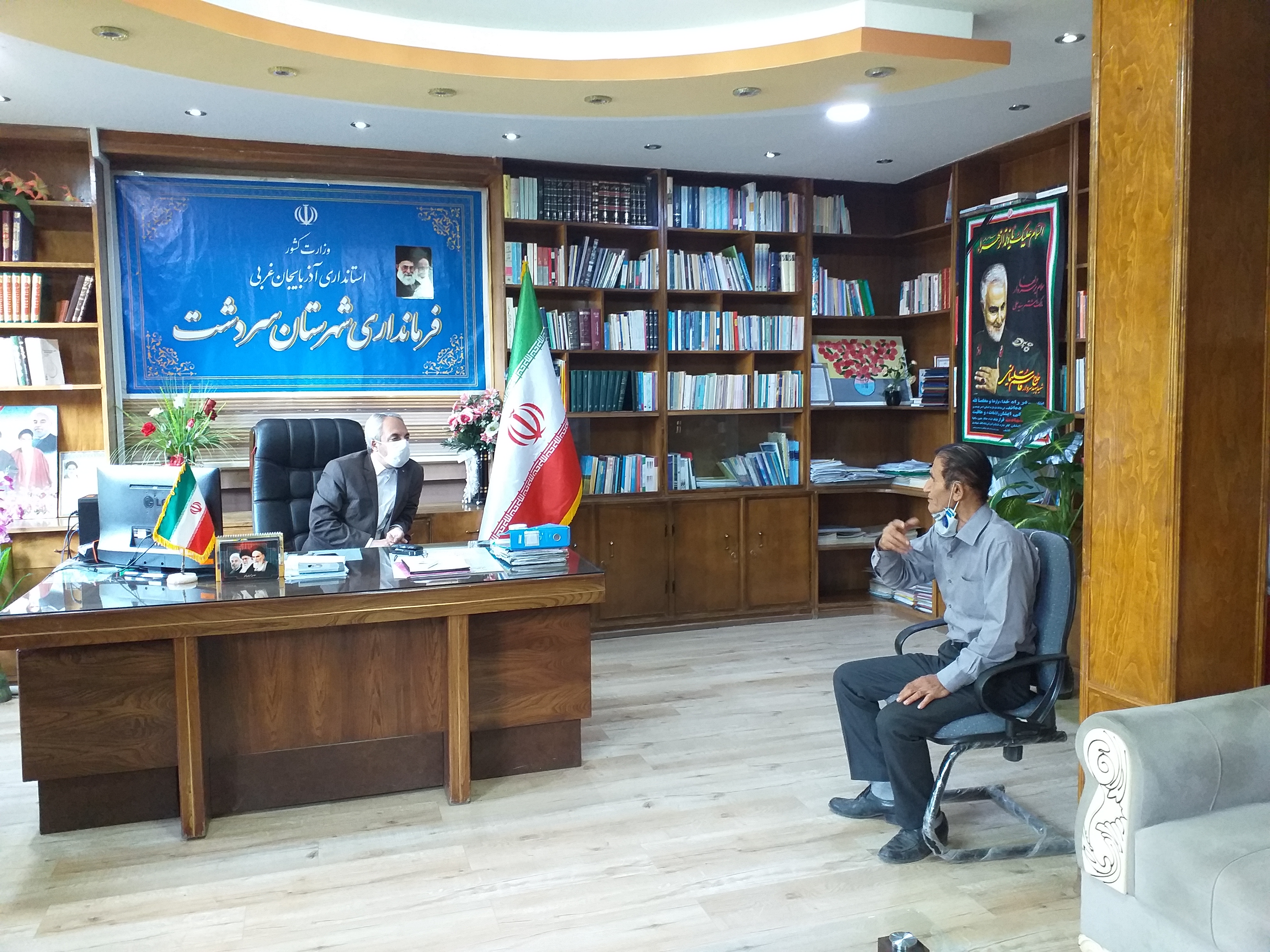 ➖دیـدار و ملاقات حضوری مـردم با فرمانـدار شهرستـان سردشت :