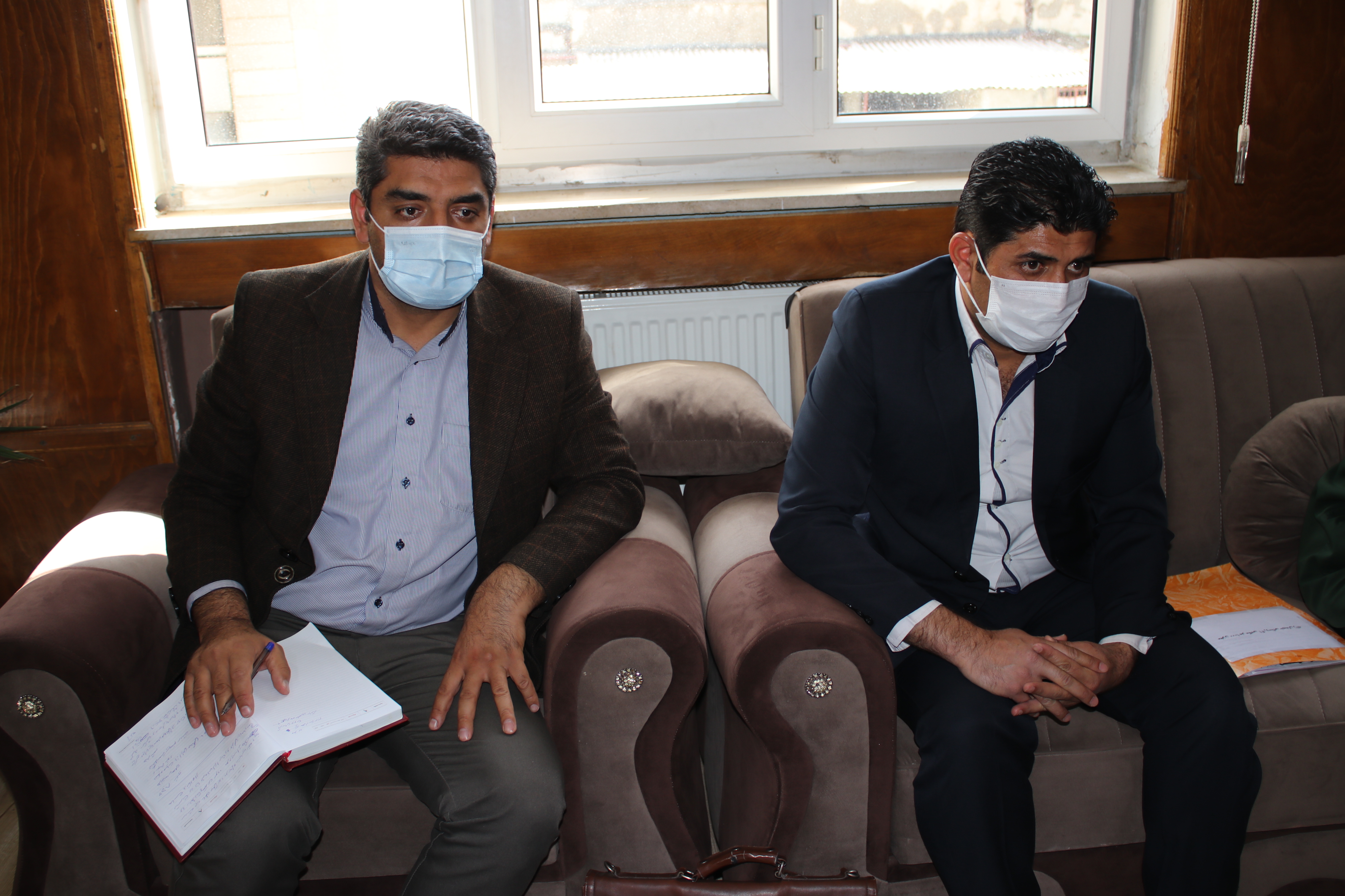 جلسه هماهنگی برای جذب اعتبارات  محرومیت زدائی در قالب طرح آبرسانی  شهدای ژاله به تعداد 93 روستا