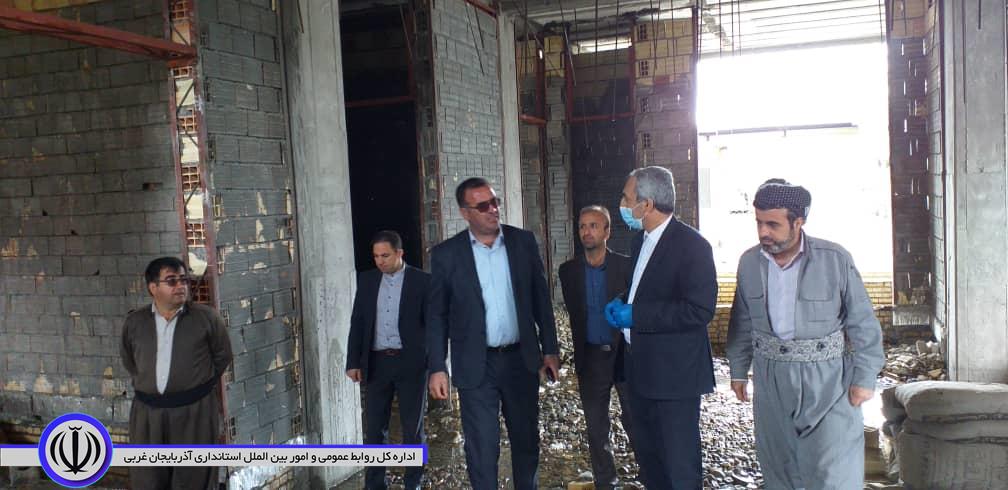 نخشی پورفرماندارشهرستان سردشت ازمرکز بخش وزینه بازدید بعمل آورد:
