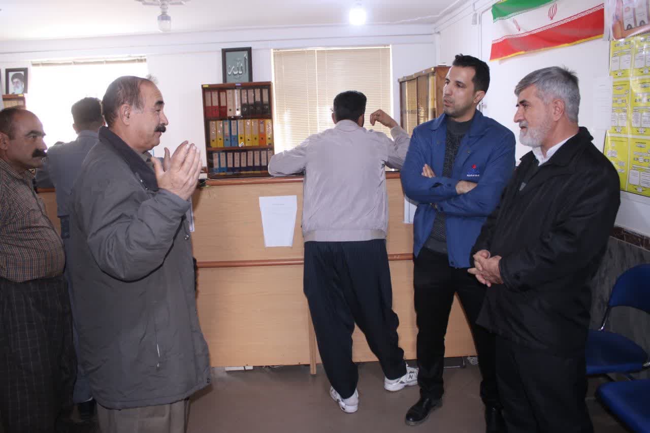 بازدید سرزده فرماندار سردشت از ادارات سطح شهرستان
