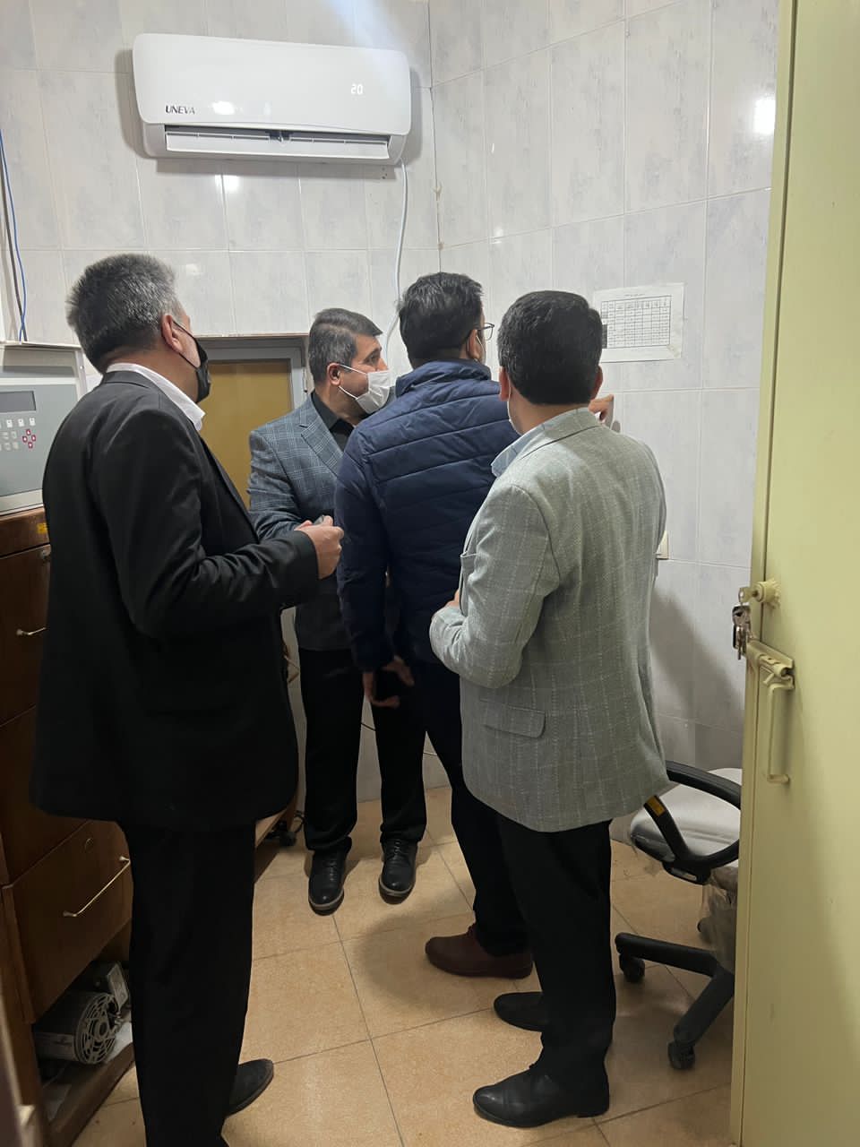 بازدید اعضای ستاد مدیریت بحران از ایستگاه سنجش آلودگی هوای سردشت