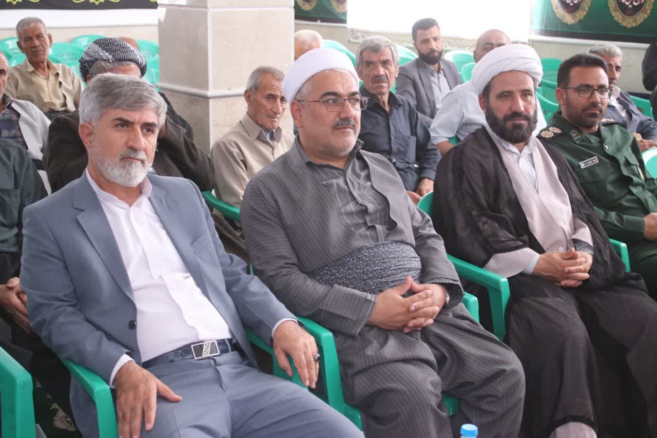 آیین تجلیل از آزادگان در سردشت برگزار شد