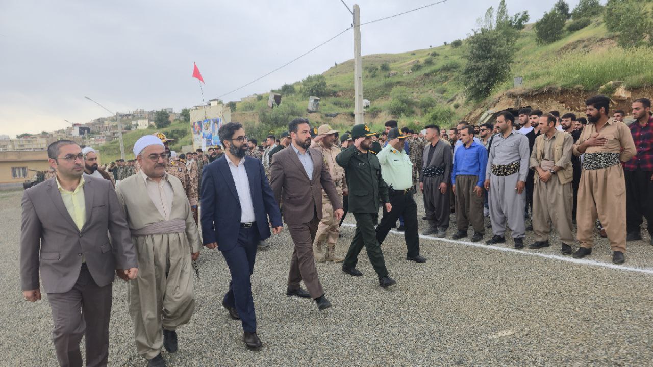 صبحگاه مشترک نیروهای نظامی، انتظامی و ادارات شهرستان سردشت به مناسبت سوم خرداد، سالروز فتح خرمشهر