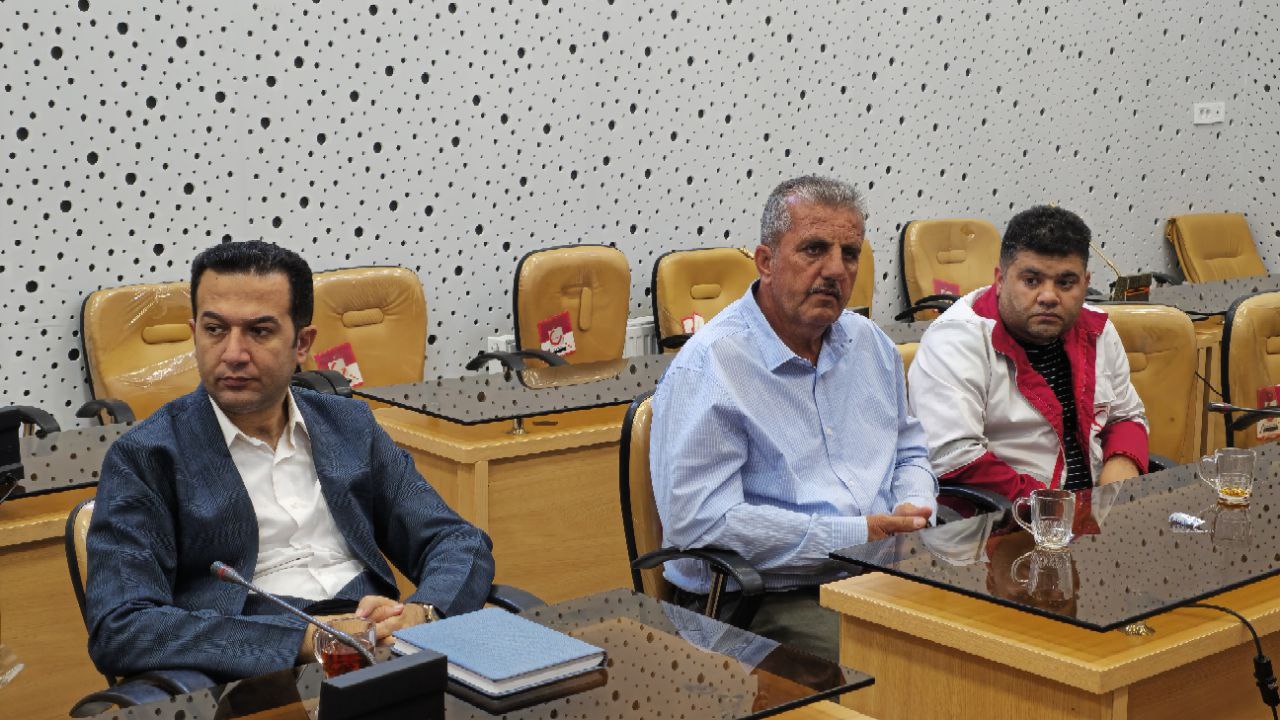 جلسه تخصصی ستاد برگزاری همایش بزرگ پیاده رویی خانوادگی به مناسبت گرامیداشت سالگرد بمباران شیمیایی شهرستان سردشت برگزار شد.