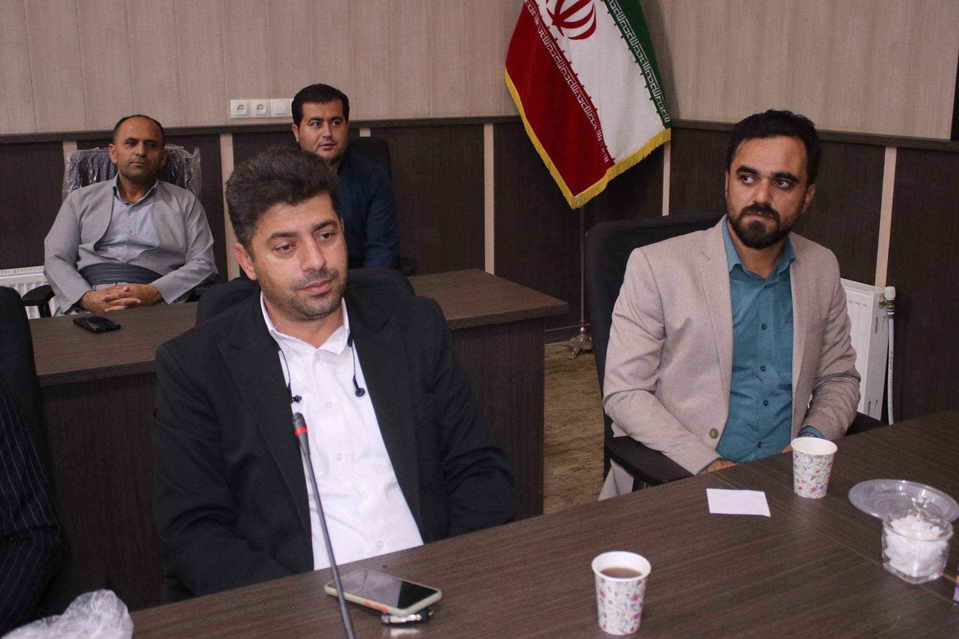 برای جلب مشارکتهای عمومی به اعتماد و اعتبار مردم نیاز است