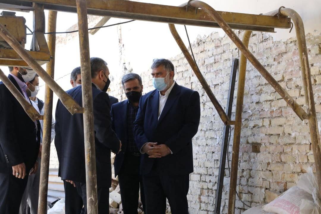 بازدید محمدصادق معتمدیان استاندار آذربایجان غربی از روند احداث پردیس سینمایی در ارومیه