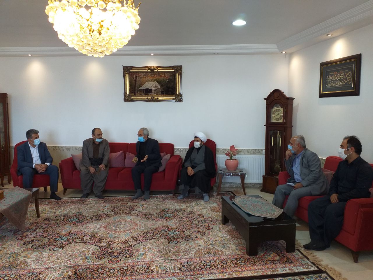 دیدار با خانواده معزز شهدا و ایثارگر شهرستان سردشت به مناسبت گرامیداشت هفته معلم