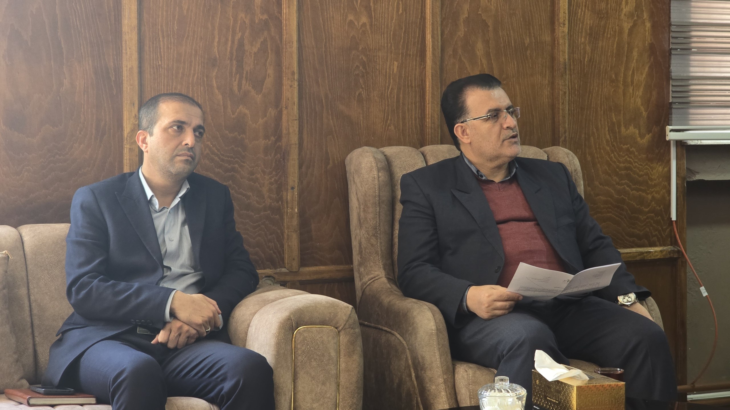 دیدار ریباز میرزایی فرماندار شهرستان سردشت با دکتر نجف زاده مدیر کل تعزیرات حکومتی استان آذربایجان‌غربی