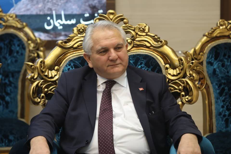 استاندار آذربایجان غربی: روابط بین جمهوری اسلامی ایران و ترکیه در حال توسعه است/ آذربایجان غربی و استانهای مرزی ترکیه می توانند در تحقق اهداف توسعه ای دو کشور نقش جدی ایفا کنند/